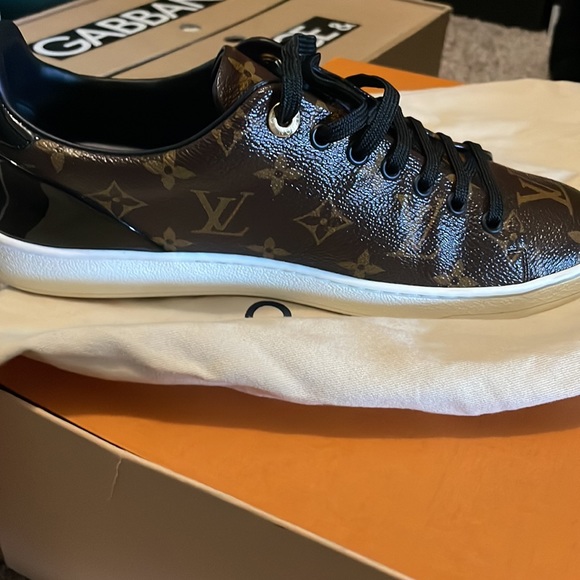 Louis Vuitton sneakers - Picture 3 of 7